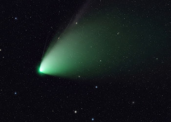 Cometa Verde pode ser visto no Piauí; saiba como observar o fenômeno nesta terça (21)