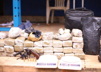 Polícia prende advogado e apreende drogas num sítio em Timon