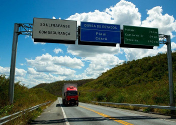 Governadora do Ceará vai acionar STF sobre área de litígio com o Piauí