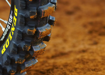 Dunlop apresenta Geomax MX34 ao mercado brasileiro