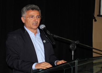 Evandro Alberto é reeleito reitor da UESPI para os próximos quatros anos