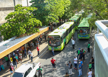 Reunião tenta evitar novas paralisações do transporte público em Teresina