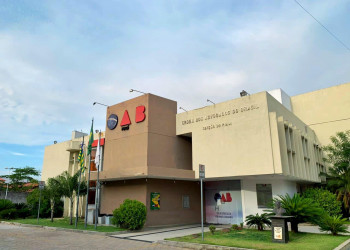 CRM e OAB denunciam mulher que se passava por médica no Piauí
