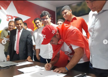 Mais dois prefeitos se filiam ao PT que chega com o apoio de 42 gestores no Piauí