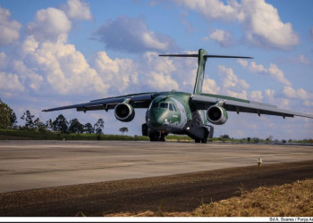 FAB coloca aviões de prontidão para retirada de brasileiros da Ucrânia