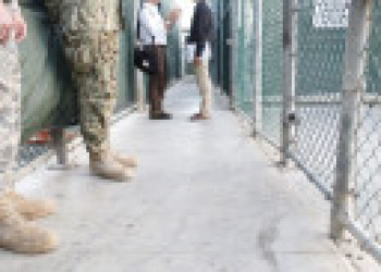 Após 20 anos de visitas a Guantánamo, CICV pede transferência das pessoas detidas