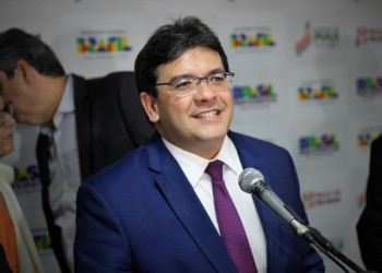 Governador sanciona lei que reajusta salário dos servidores públicos do Piauí