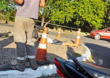 Homem morre após perder o controle e cair de moto na Avenida Maranhão, centro de Teresina
