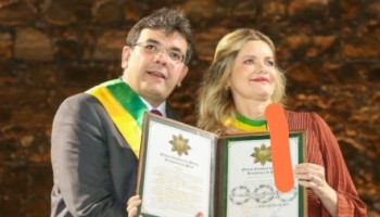 Gracinha Mão Santa se aproxima do governo, é homenageada e circula numa boa entre petistas