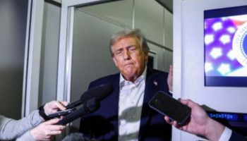 Trump diz que vai se encontrar com Lula neste domingo (26) e pode rever tarifaço ao Brasil