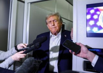 Trump diz que vai se encontrar com Lula neste domingo (26) e pode rever tarifaço ao Brasil