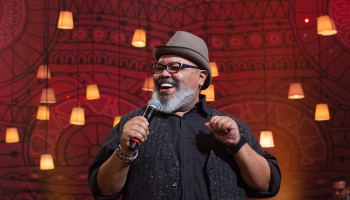 Ingressos do show de Jorge Aragão esgotam em minutos e fãs reclamam nas redes sociais