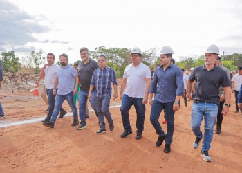 Obras de pavimentação e drenagem prometem acabar com alagamentos em Picos