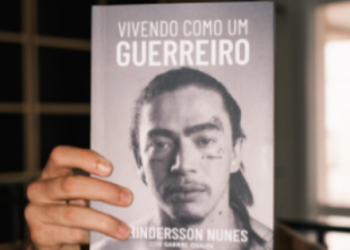 Whindersson Nunes lança seu primeiro livro onde narra a trajetória de lutas e conquista