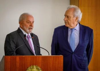 Lula assina projeto de lei antifacção e propõe aumento de pena para até 30 anos