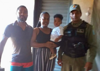 Sargento da PM salva bebê engasgado com cuscuz no Sul do Piauí