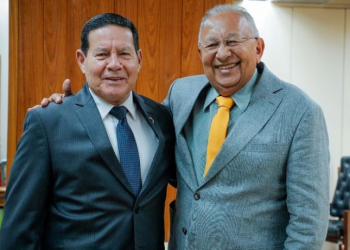 Dr. Pessoa se reúne com vice-presidente Hamilton Mourão em Brasília