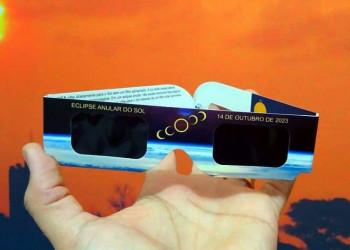 Óculos para observar o eclipse solar esgotam nas lojas de Teresina