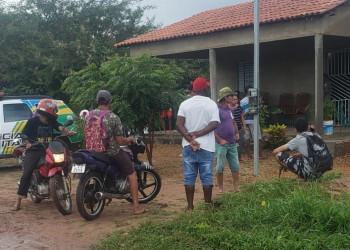 Irmãos suspeitos de matarem a mãe se entregam à polícia em Oeiras