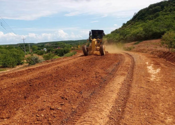 Governo inicia restauração da PI-249 no acesso a Campinas do Piauí