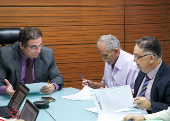 Prefeitos assinam acordo com Ministério Público para encerrar lixões no Piauí