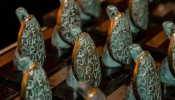 Prêmio Jabuti 2025 anuncia finalistas em 23 categorias literárias
