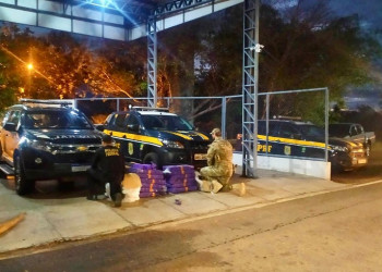 Polícia Federal e PRF apreendem 138 kg de droga em Campo Maior e prendem duas pessoas