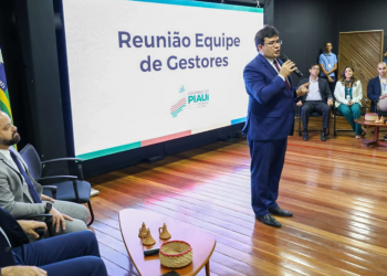 Rafael Fonteles monitora ações do governo e descarta mudança no secretariado