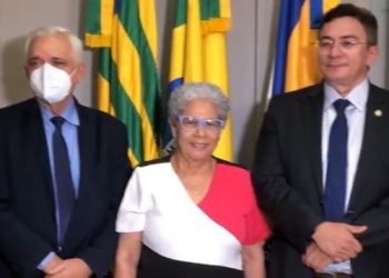 Prefeitos e governadora do Piauí se reúnem para debater lei sobre saneamento básico