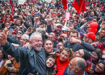 Datafolha: Lula sobe para 47% e Bolsonaro estaciona nos 33%