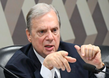 Ex-presidente do PSDB, Tasso Jereissati declara apoio a Lula no segundo turno