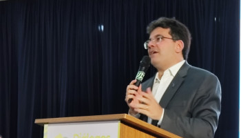Governador Rafael Fonteles encerra plenária do Diálogos pelo Piauí na Planície Litorânea