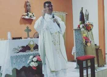 Padre Jonilson Torres Resende morre vítima da Covid-19 em Teresina