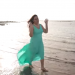 Cantora piauiense autista grava clipe na Praia do Coqueiro; confira