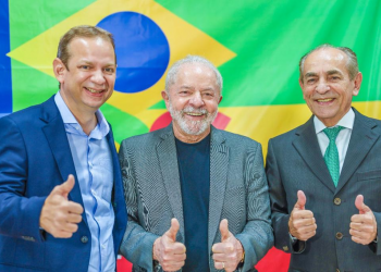 Marcelo Castro e Castro Neto participam de encontro com Lula em São Paulo