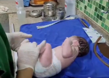 Médico constrange e coage paciente em trabalho de parto a votar em Bolsonaro; vídeo