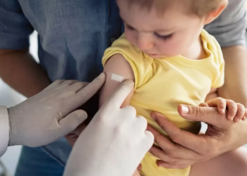 FMS abre agendamento para 2ª e 3ª dose da vacina contra Covid para menores de 3 anos