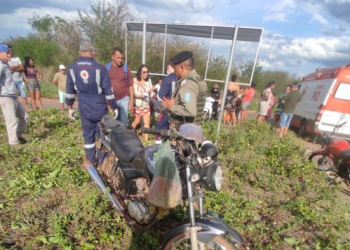 Motociclista morre ao colidir contra meio fio na BR 343 em Campo Maior