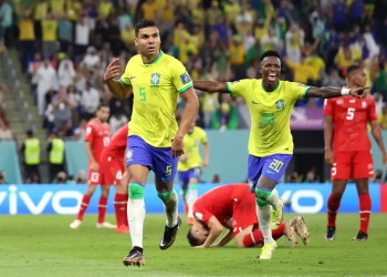 Brasil vence Suíça por 1 a 0 e se torna líder do grupo G