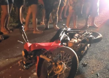 Colisão entre motos deixa duas pessoas mortas e uma gravemente ferida no Piauí