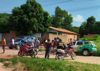 Duas pessoas são encontradas mortas em quintal de casa no Sul do Piauí