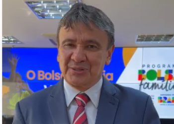 Ministro Wellington Dias se reúne com prefeitos piauienses em Brasília