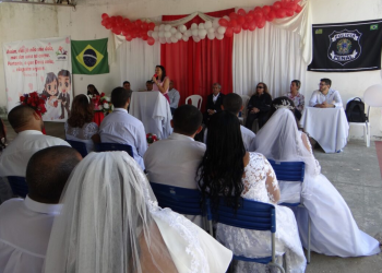 Quinze detentos se casam na Penitenciária Irmão Guido