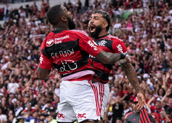 Flamengo vence o Vasco por 1 a 0 na estreia de Tite no Maracanã