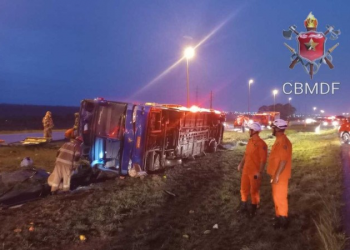 Dois piauienses morrem em acidente com ônibus clandestino no DF