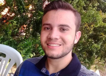 Farmacêutico de 24 anos sofre mal súbito no trânsito e morre em Picos