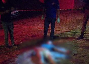 Homem é assassinado a pedradas e pauladas na zona Leste de Teresina