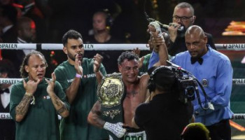 Luta entre Popó e Wanderlei termina em pancadaria generalizada
