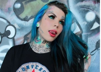 Modelo Bruna Lisboa arrasa nas redes sociais com corpo perfeito e suas várias tattoos