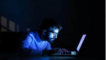 Novo estudo aponta que uso excessivo de telas tem relação com casos de miopia